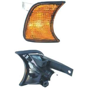    URO Parts 63 13 1 384 034 Amber Right Turn Signal Automotive