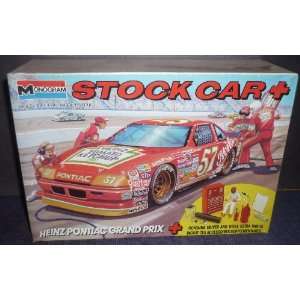   Heinz Pontiac Stock Car 1/24 Scale Plastic Model Kit: Toys & Games