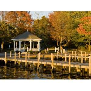  View of Lake Winnipesauke, Wolfeboro, New Hampshire, USA 