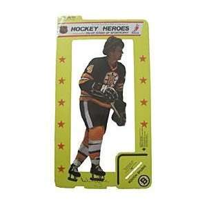  Bobby Orr Autographed Boston Bruins Hockey Pin up / Stand 