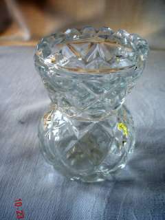 VINTAGE EARLY AMERICAN PATTERN GLASS QUILTED TOOTHPICK HOLDER  