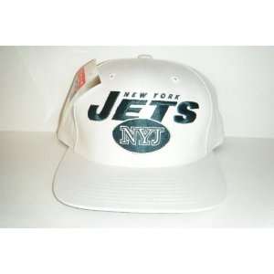  New York Jets NEW Vintage Snapback Hat: Sports & Outdoors