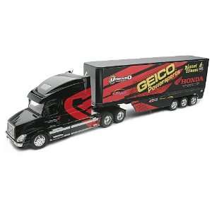  132 Geico Honda Racing Truck Toys & Games