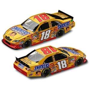   Diecast Car Toyota Camry Action Platinum Series: Sports & Outdoors