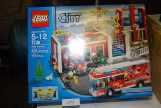 BRAND NEW, UNOPENED Lego City 7208 Set Fire Station INV=276  