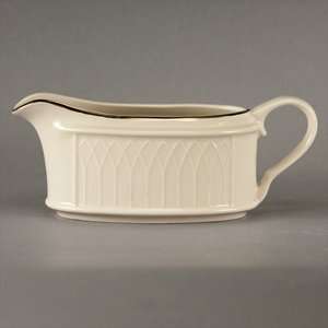   Gothic 11.75 oz. Sauce Boat   Off White 12 / CS