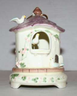 Schmid Yellow Bird Music Box #139 Bird House ceramic  