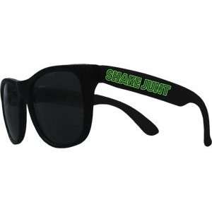  Shake Junt Stunnas Black Sunglasses: Sports & Outdoors