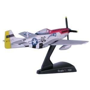  P 51 Mustang Starduster Aircraft Built Up Die Cast 1 100 