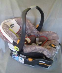 CHICCO CORTINA KEYFIT 22 LUNA   CARSEAT/ CARRIER & BASE   EXPIRES DEC 
