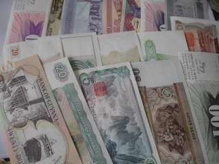 100 Different Currency Banknotes From 30 Countries UNC  