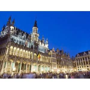  Hotel De Ville (Town Hall) in the Grand Place Illuminated 