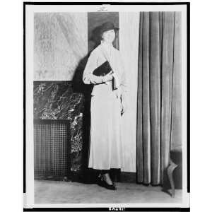   : Mrs. Eleanor Roosevelt,wearing inaugural gown 1933: Home & Kitchen
