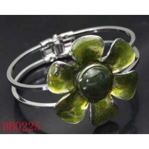  Alloy Green Flower Bangle Bracelet (Bb0225): Everything 