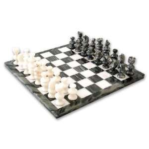 Black and White Tournament, chess set 