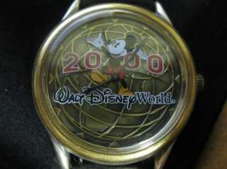 Walt Disney World Year 2000 Watch NIB Numbered 494/2000  