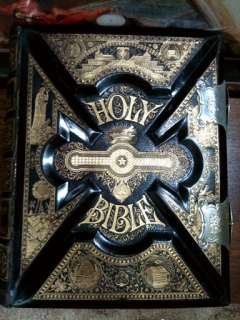 ANTIQUE FAMILY BIBLE CLASP UNMARKED LEATHER KING JAMES ILLUMINATED 