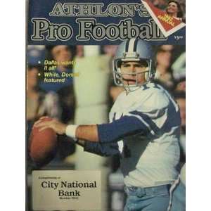Pro Football Dallas Cowboys 1982 Annual (Vol. 1): Joe Falls, Mike 