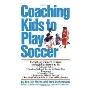  Coaching Kids to Play Soccer (9780671639365): Jim San 