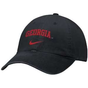  Nike Georgia Bulldogs Black Campus Hat: Sports & Outdoors