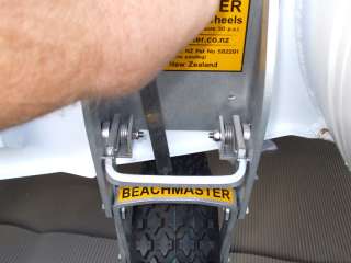 INFLATABLE BOAT / DINGHY LAUNCHING WHEELS   BEACHMASTER  