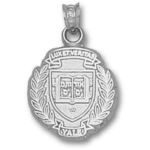  Yale University Seal Pendant (Silver)