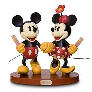   the Park Minnie and Mickey Mouse Big Figure / Statue: Home & Kitchen