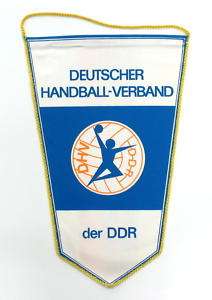 DDR GERMAN HANDBALL FEDERATION VINTAGE FLAG PENNANT *  