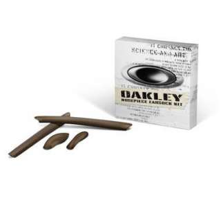 Kit di accessori per la montatura Oakley XX disponibili nello store 
