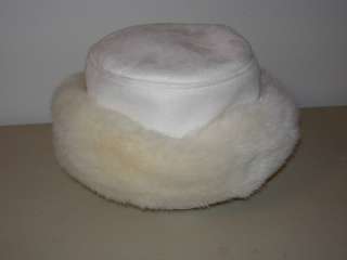   Creamy White Womens BETMAR New York Faux Fur Hat Fall Winter  