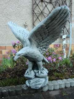SA 251 Gartenfigur Adler auf Stein 60cm  