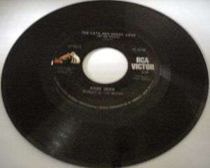 Hank Snow Fool Such as I Gal Who Invented Kissin 45 rpm  