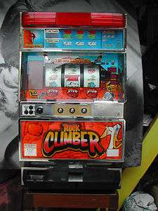 Rock Climber Token Slot Machine Game  
