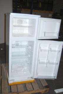 Magic Chef White 4.8 Cubic Ft Frost Free Refrigerator Fridge MCBR480W 