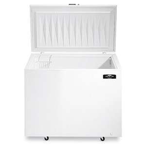    Arctic Air CF07 7.2 Cu Ft Chest Freezer   White Appliances