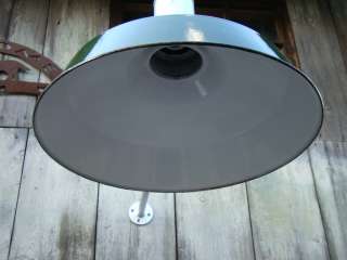   PORCELAIN INDUSTRIAL LAMP W/ SHADE GAS STATION LIGHT BARN LAMP  
