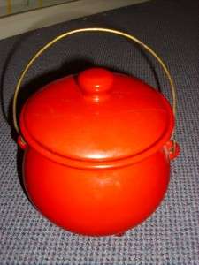 McCoy Pottery Bean Pot Footed Cauldron Red Lid Vintage *C85  