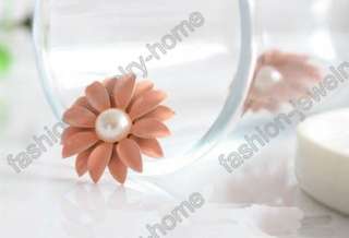 apair fashion chrysanthemum flower pearl earrings  
