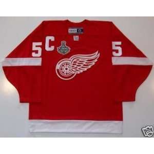 Nicklas Lidstrom Red Wings 2009 Stanley Cup Jersey   Small